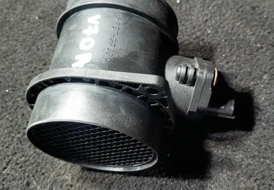 Volvo V70 Mass air flow meter