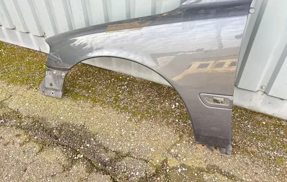 Volvo V70 Fender