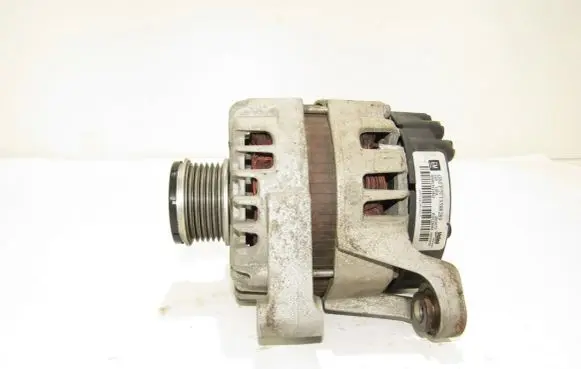 Opel Mokka Generator/alternator 13588289