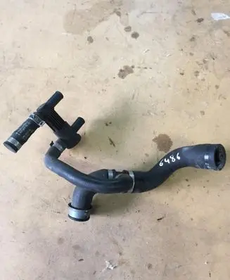 Mercedes-Benz Sprinter W907 W910 Engine coolant pipe/hose
