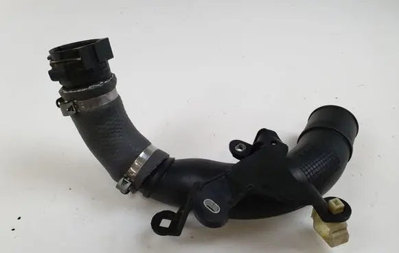 Nissan Qashqai Intercooler hose/pipe M2144600468R 144600468R 6671008