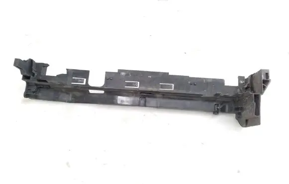 Mercedes-Benz E W213 Radiator mount bracket A0995041700 A0995041800