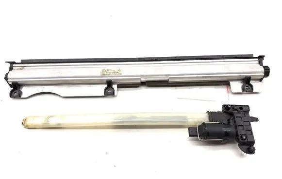 Audi A8 S8 D4 4H Rear door window curtain/sunshade 4H0861333
