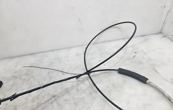 Engine bonnet/hood lock release cable