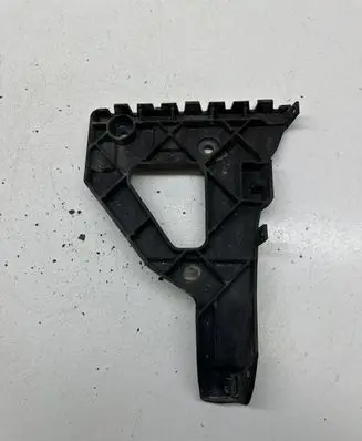 Audi A6 S6 C6 4F Front bumper mounting bracket 4F0807227