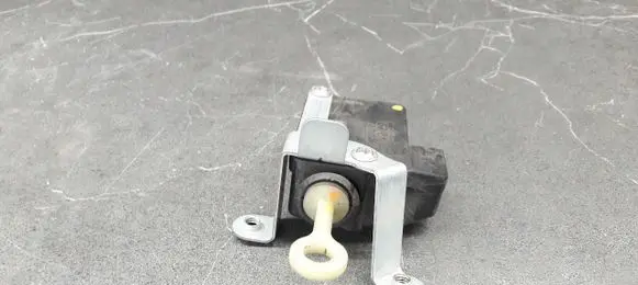 Citroen C1 Fuel tank cap lock 