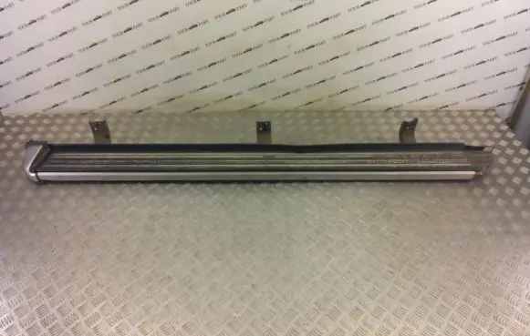Nissan Navara D23 Sill