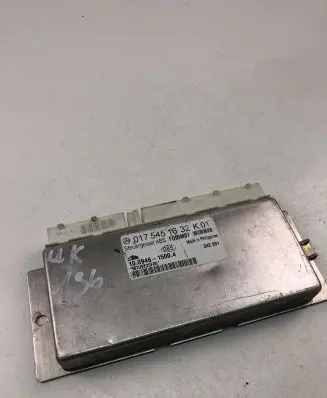Mercedes-Benz E W124 ABS control unit/module 0175451632