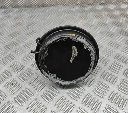 Vacuum air tank