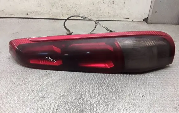 Nissan X-Trail T30 Rear/tail lights 