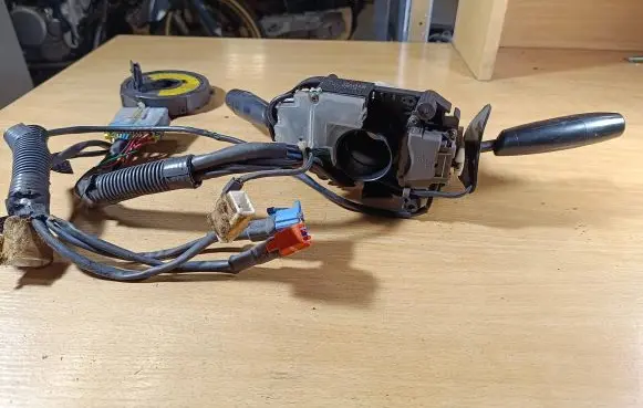 Mazda Xedos 6 Wiper turn signal indicator stalk/switch 175026