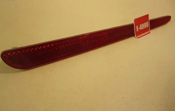 Rear tail light reflector