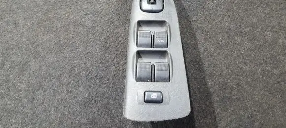 Mazda 626 Electric window control switch GE7V684L1
