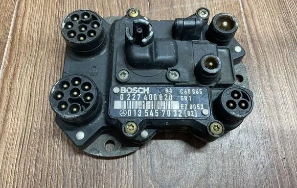 Mercedes-Benz S W140 Combustion control unit/module 0135457032