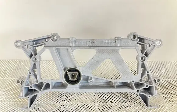 Volkswagen PASSAT B8 Front subframe 3Q0199369D