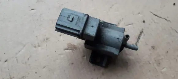 Audi A6 S6 C7 4G Turbo solenoid valve 079906283D