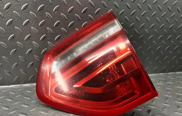 Citroen C4 I Picasso Tailgate rear/tail lights 9653547677