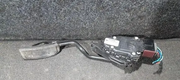 Nissan Primera Accelerator throttle pedal 18002au400 6pv008620-03