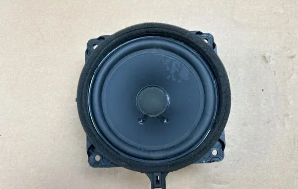 Hyundai i40 Front door speaker 963303Z051
