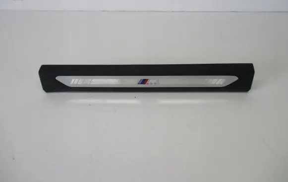 BMW X5 G05 Front sill trim cover GA8X51CZ