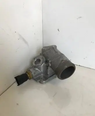 Iveco Daily 6th gen Thermostat housing 504353905