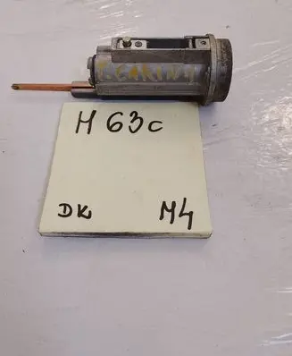 Toyota Carina T190 Ignition lock 66672659862