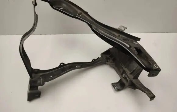 Mercedes-Benz E W212 Headlight/headlamp mounting bracket A2126200291