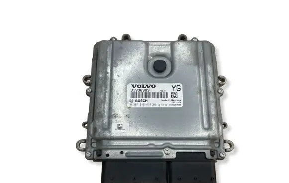 Volvo XC70 Engine control unit/module 31336983