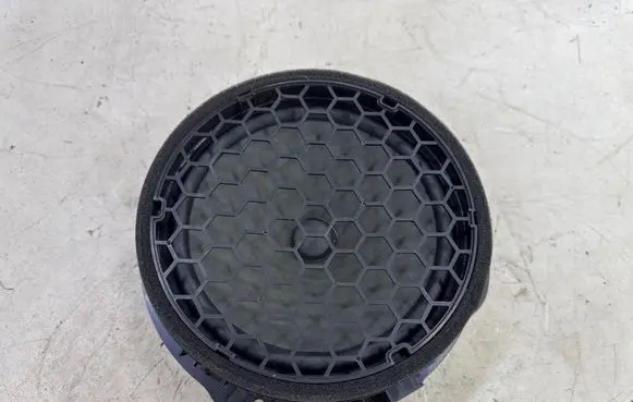 Audi A3 S3 8V Front door speaker 8V0035415A