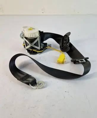 Volkswagen Tiguan Front seatbelt 5N1857706C