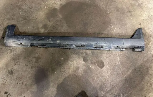 Volvo XC70 Sill 