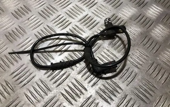 Mercedes-Benz S W220 ABS brake wheel speed sensor 2205400117