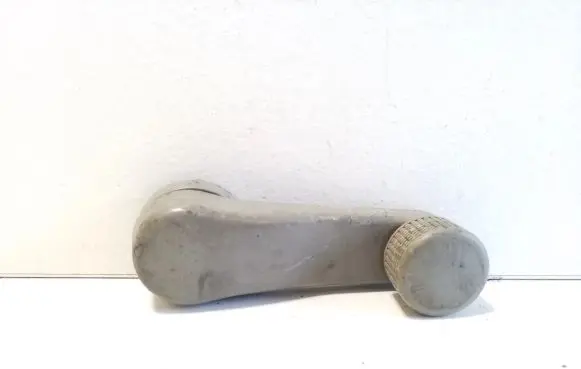Volkswagen Transporter - Caravelle T4 Front door window winding handle 1H0837581D
