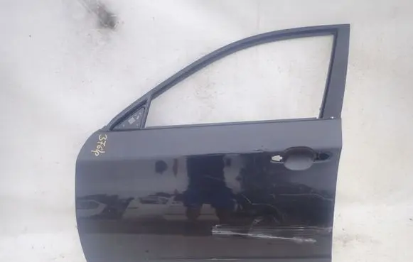 Subaru Impreza III Front door