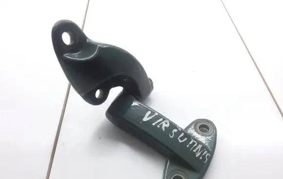 Land Rover Defender Loading door upper hinge 278C