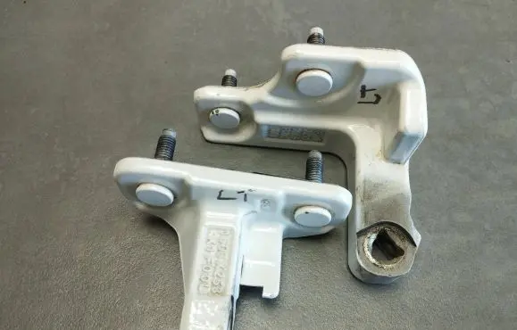 Mercedes-Benz GLC X253 C253 Rear door hinge set 1603X253 K1F00L