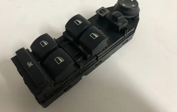 BMW 5 E60 E61 Electric window control switch 6943243