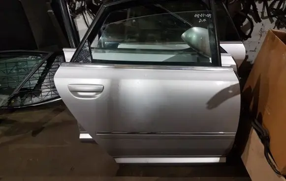 Audi A8 S8 D3 4E Rear door 4E0833420