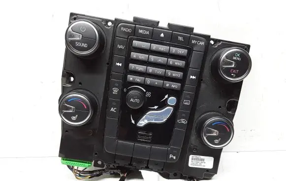 Volvo V70 Climate control unit 30795271 31313075