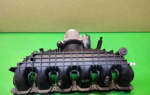 BMW 2 F22 F23 Intake manifold 7576911 11617576911 13547597871