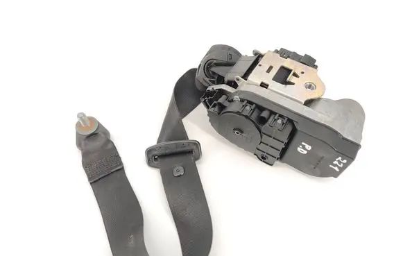 Mercedes-Benz S W221 Front seatbelt A2218603285 A221860328