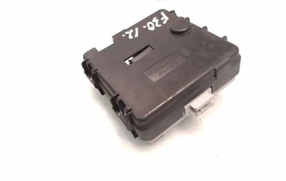 BMW 3 F30 F35 F31 Fuse module 6922833