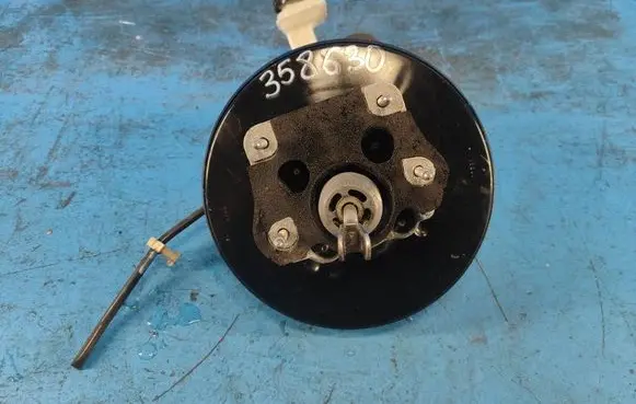 Nissan X-Trail T32 Brake booster 472104CU0A