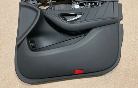 Mercedes-Benz GLC X253 C253 Front door card panel trim