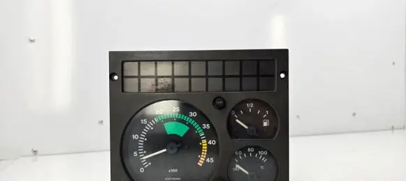 Iveco Daily 1st gen Speedometer (instrument cluster) 99453676 0729153