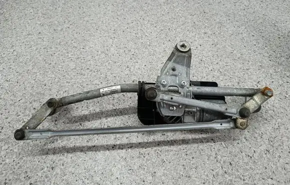 Volkswagen PASSAT B6 Front wiper linkage 3C1955023B