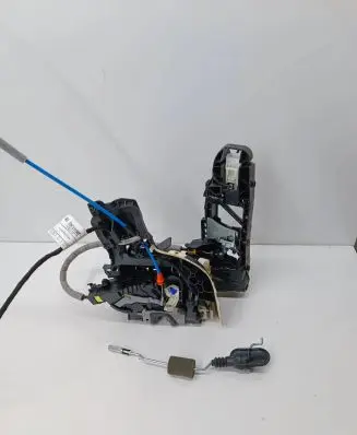 Mercedes-Benz E W238 Front door lock A0997203500 0001156525 201387