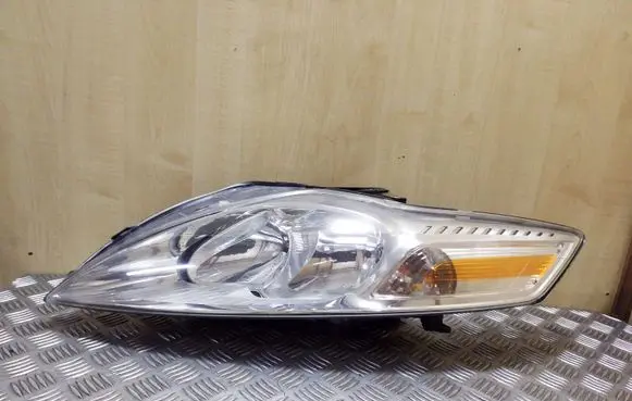 Ford Mondeo MK IV Headlight/headlamp BS7113W030BC