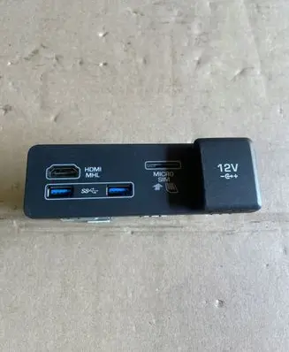 Land Rover Evoque I USB socket connector FW9319E110AE