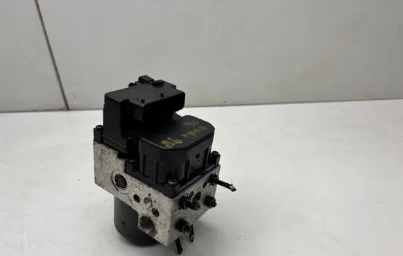 Audi A4 S4 B5 8D ABS Pump 8E0614111AB 0265216559 0273004281